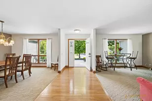 221 S Dawn Marie Dr, Round Lake, IL 60073 - Photo 3