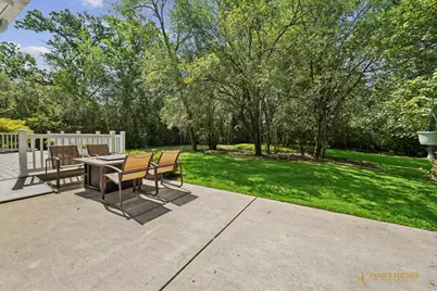 221 S Dawn Marie Drive, Round Lake, IL 60073 - Photo 17