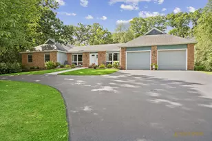 221 S Dawn Marie Dr, Round Lake, IL 60073 - Photo 1
