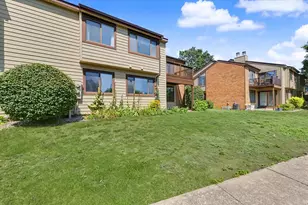 2142 Harbor Town Cir, Champaign, IL 61821 - Photo 33