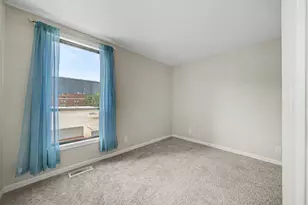 727 S Ashland Ave, Chicago, IL 60607 - Photo 15