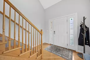 9415 Saratoga Ct, Hickory Hills, IL 60457 - Photo 3