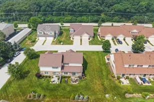 9415 Saratoga Ct, Hickory Hills, IL 60457 - Photo 31