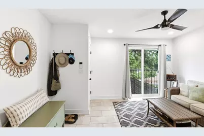 2718 N Richmond Street, Chicago, IL 60647 - Photo 11