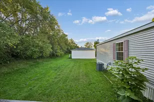 185 Whipporwill Dr, Beecher, IL 60401 - Photo 13