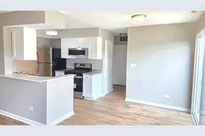 3403 Southport Drive #3403, Island Lake, IL 60042 - Photo 5