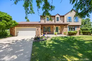 36 Crofton Ct, Oswego, IL 60543 - Photo 1