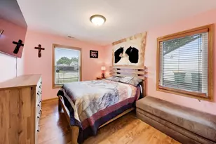 519 Kenyon Ave, Romeoville, IL 60446 - Photo 9