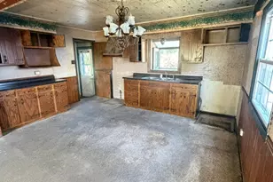 3012 Phillips Ave, Steger, IL 60475 - Photo 5
