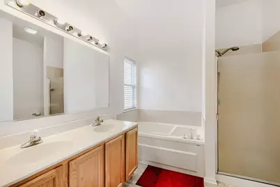 16 Clover Circle, Streamwood, IL 60107 - Photo 17