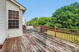 16 Clover Cir, Streamwood, IL 60107 - Photo 11