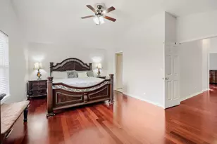 16 Clover Cir, Streamwood, IL 60107 - Photo 15