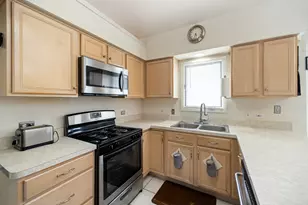 23042 Ridgeway Ave, Richton Park, IL 60471 - Photo 5