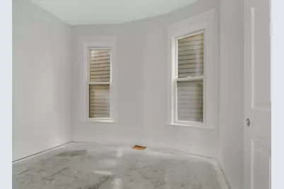 210 N Laramie Avenue, Chicago, IL 60644 - Photo 5
