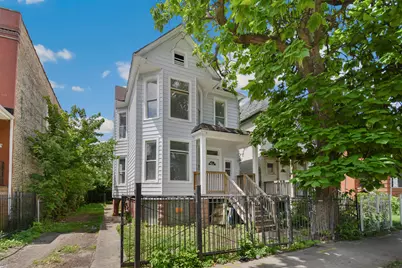 210 N Laramie Avenue, Chicago, IL 60644 - Photo 1
