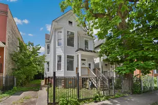 210 N Laramie Ave, Chicago, IL 60644 - Photo 1