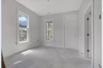 210 N Laramie Avenue, Chicago, IL 60644 - Photo 11