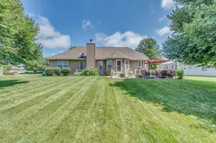 1250 Kramer Ln, Sandwich, IL 60548 - Photo 33