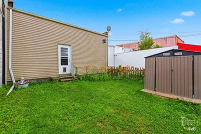 159 W Station Street, Saint Anne, IL 60964 - Photo 21