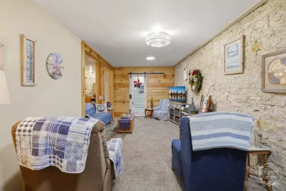 159 W Station Street, Saint Anne, IL 60964 - Photo 11