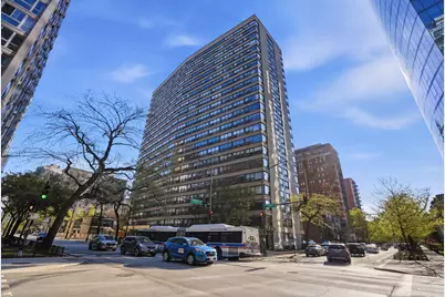 2930 N Sheridan Road #306, Chicago, IL 60657 - Photo 1
