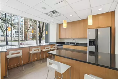 2930 N Sheridan Road #306, Chicago, IL 60657 - Photo 25