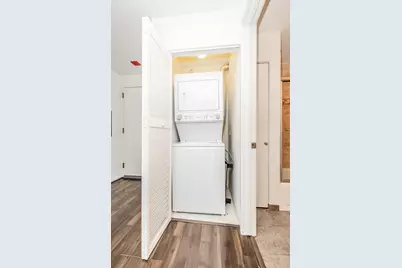 545 N Dearborn Street #W1409, Chicago, IL 60654 - Photo 31