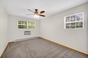 300 Cunat Blvd, Richmond, IL 60071 - Photo 11