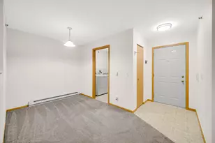 300 Cunat Blvd, Richmond, IL 60071 - Photo 7