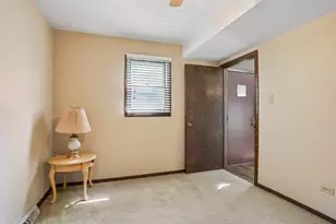 12123 Lake View Dr, Orland Park, IL 60467 - Photo 23