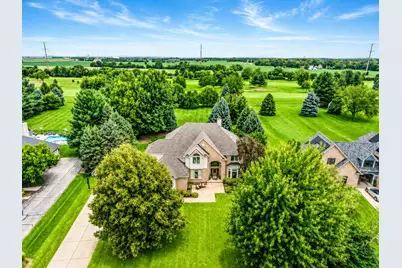 55 N Royal Oaks Drive, Bristol, IL 60512 - Photo 1