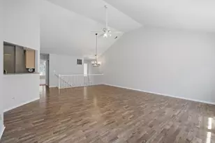 1911 N Silver Lake Rd, Arlington Heights, IL 60004 - Photo 11