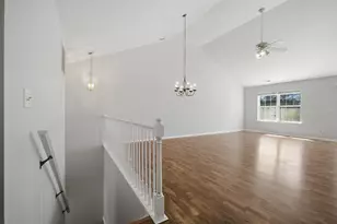 1911 N Silver Lake Rd, Arlington Heights, IL 60004 - Photo 3