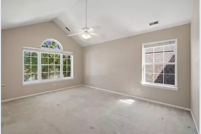 1911 N Silver Lake Road, Arlington Heights, IL 60004 - Photo 15