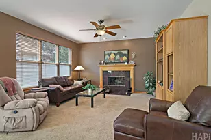 2001 Sparrow Cir, Round Lake, IL 60073 - Photo 7