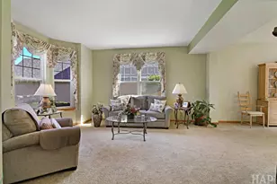 2001 Sparrow Cir, Round Lake, IL 60073 - Photo 5