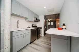 9124 La Crosse Ave, Skokie, IL 60077 - Photo 5