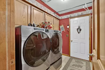 2976 Wedgewood Drive, Dekalb, IL 60115 - Photo 31