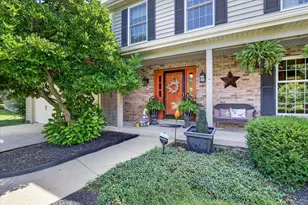 2976 Wedgewood Dr, Dekalb, IL 60115 - Photo 5