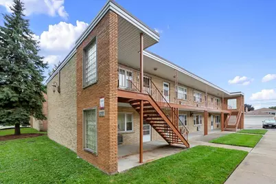6212 W 64th Place #201, Chicago, IL 60638 - Photo 1