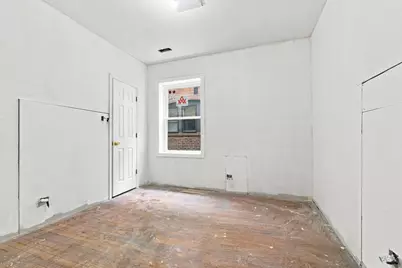 8718 S Kingston Avenue, Chicago, IL 60617 - Photo 5