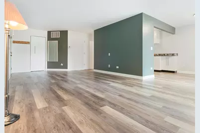 2814 Meadow Lane #W1, Schaumburg, IL 60193 - Photo 3