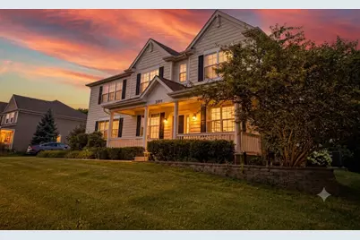 3091 Long Common Parkway, Elgin, IL 60124 - Photo 1