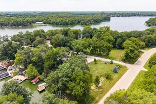 25130 Arrow Head Ln, Hudson, IL 61748 - Photo 37