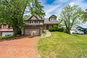 18910 W Orchard Ln, Grayslake, IL 60030 - Photo 3