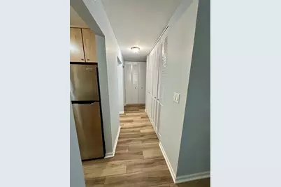 3515 Central Road #103, Glenview, IL 60025 - Photo 3