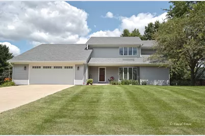 37W390 Linda Lane, Elgin, IL 60124 - Photo 1