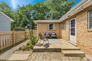 707 S Gables Blvd, Wheaton, IL 60189 - Photo 29