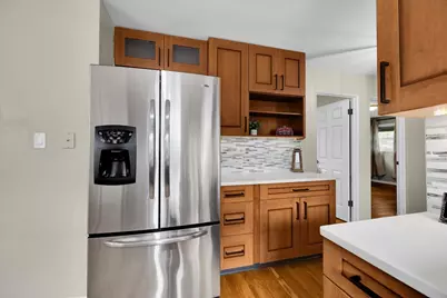 707 S Gables Boulevard, Wheaton, IL 60189 - Photo 13