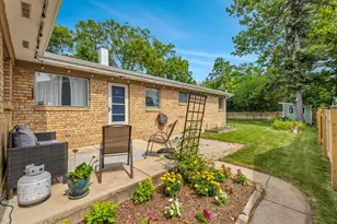 707 S Gables Blvd, Wheaton, IL 60189 - Photo 27